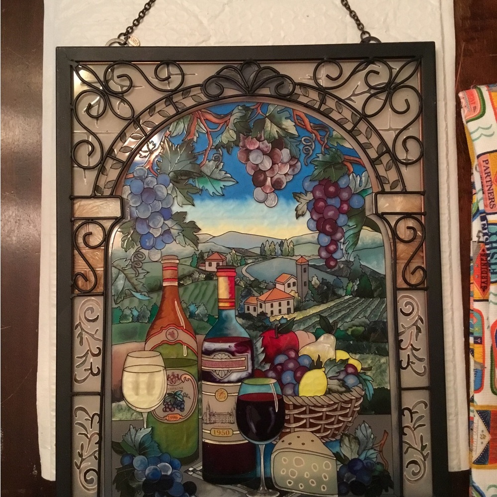 AMIA Stained Glass Vineyard Panel - Picture 4 of 7